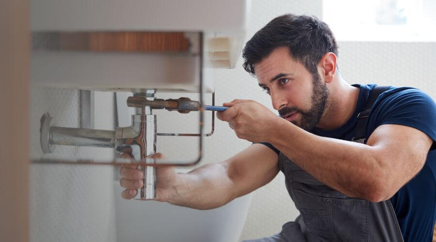 Professional water heater installation services in Colchester, IL